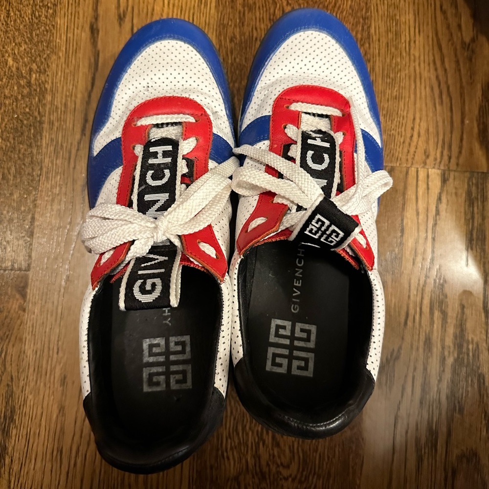 Brand New TR3 Low Top Givenchy Running Sneakers Size 42